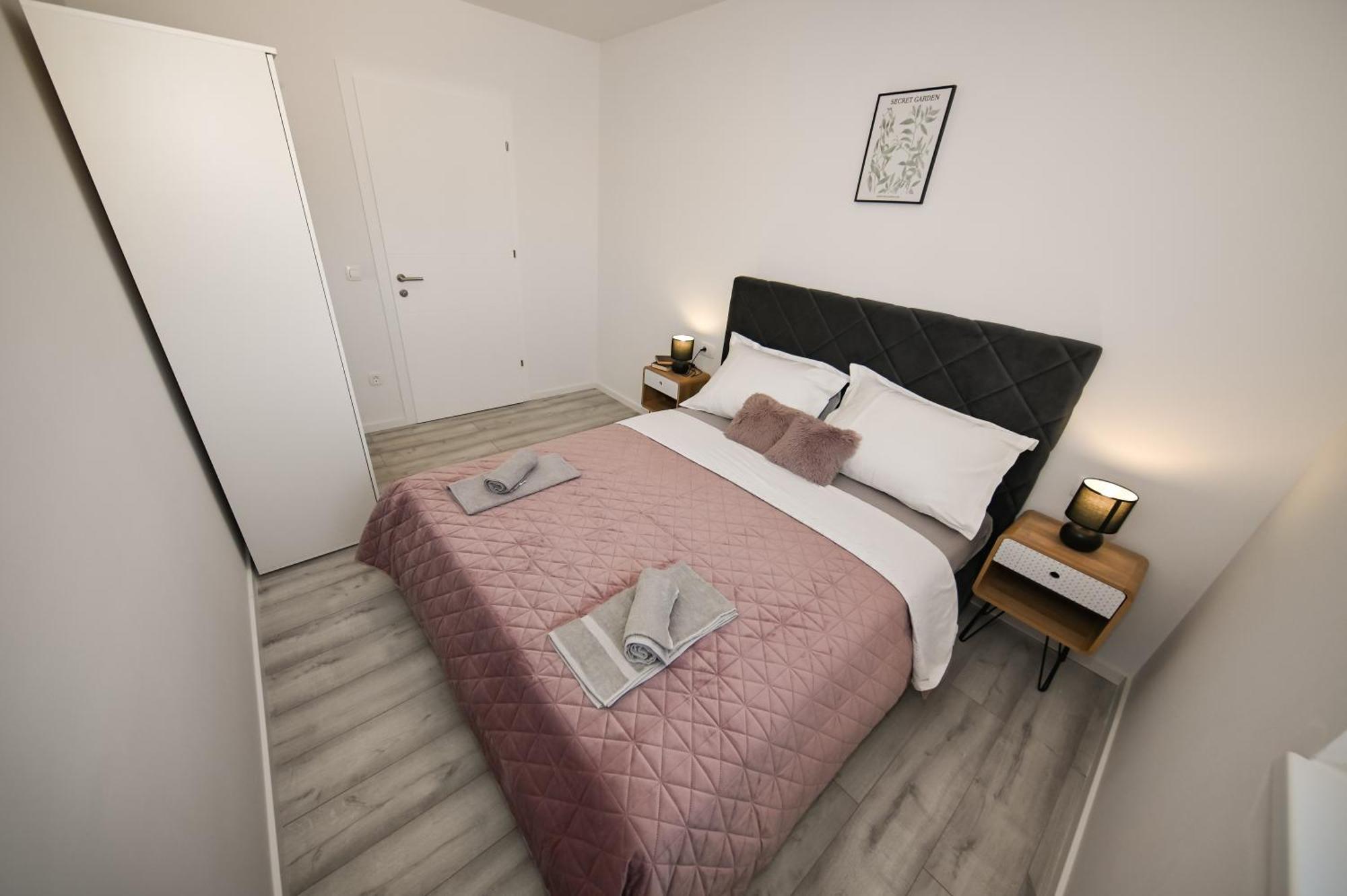 Veliki Apartman Petra Posedarje Ruang foto