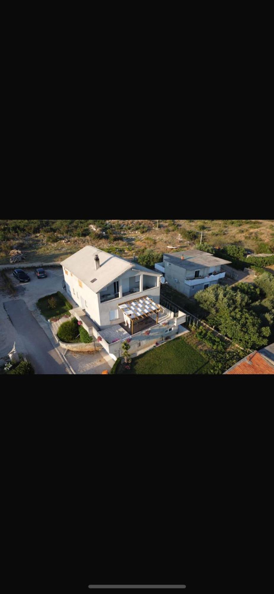 Veliki Apartman Petra Posedarje Bagian luar foto
